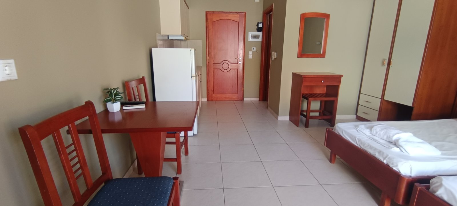 Τραπεζαρία — Oasis Edipsos