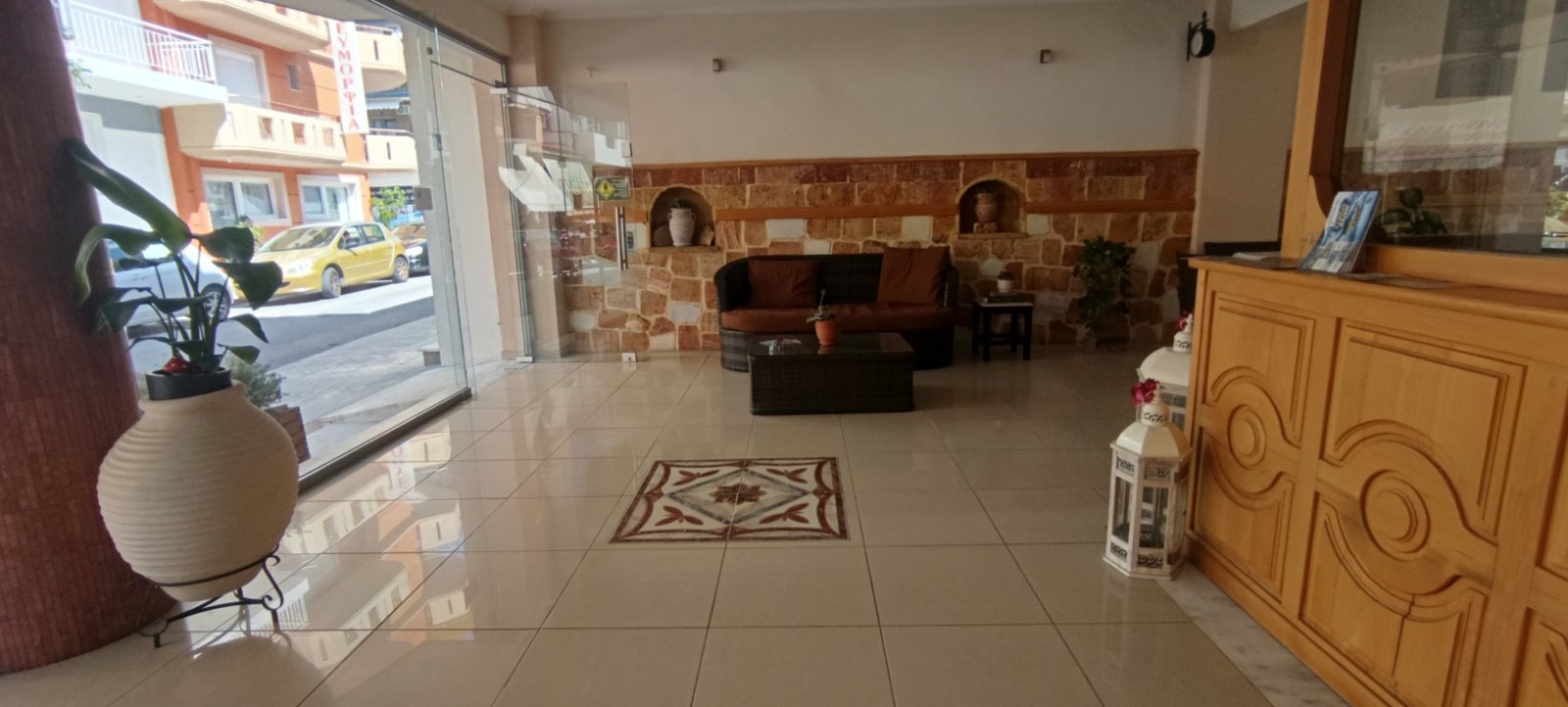 Lobby — Oasis Edipsos
