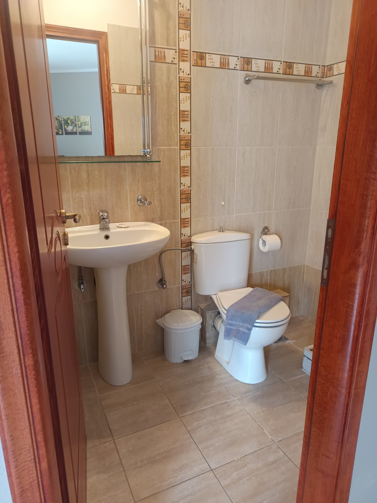 Μπάνιο — Oasis Edipsos